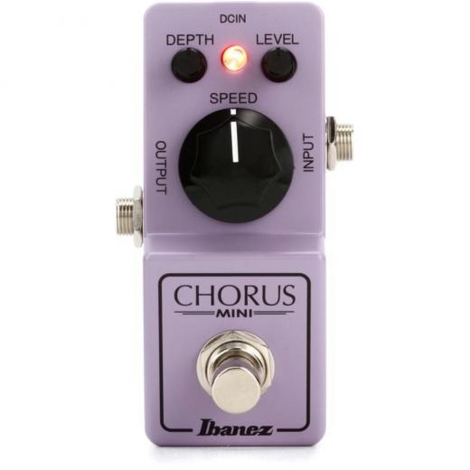 Pedal de efectos chorus para guitarra eléctrica con controles de velocidad, profundidad y nivel; Ruta de señal totalmente analógica; y True Bypass Switching