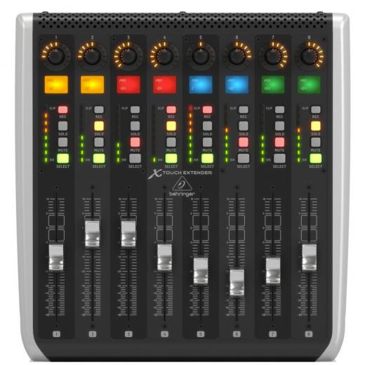 Extension X-Touch con 8 faders motorizados sensibles al tacto, 8 codificadores giratorios, 32 botones iluminados, 8 tiras LCD y 8 medidores LED - Mac / PC