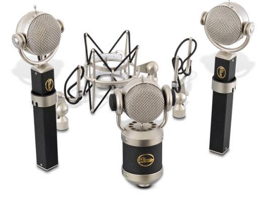 Kit de 3 micrófonos condensador cardioides, con 3 shockmounts. Incluye 1 The Mouse (bombo) y 2 Dragonfly (overs). 138dB SPL, 20Hz - 20kHz.